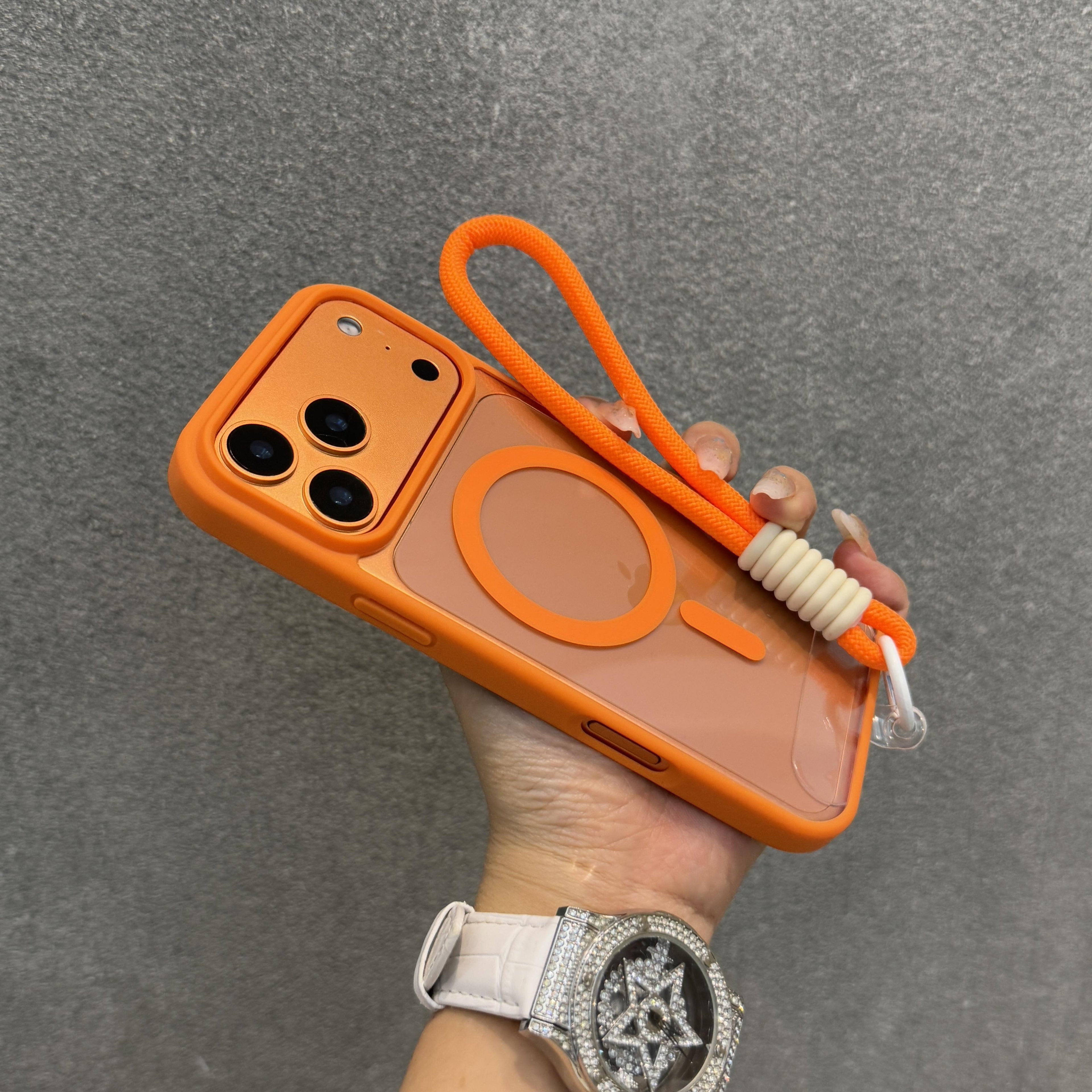 Funda Transparente Antigolpes con Correa y Carga Inalámbrica para iPhone